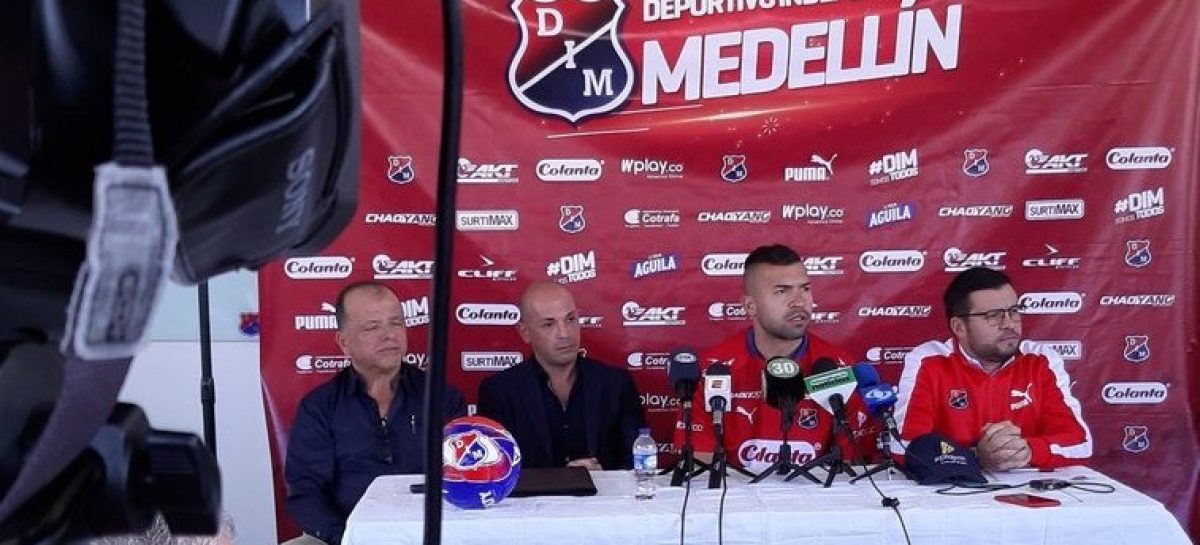 Andrés Cadavid fue presentado en Llanogrande como nuevo jugador del DIM