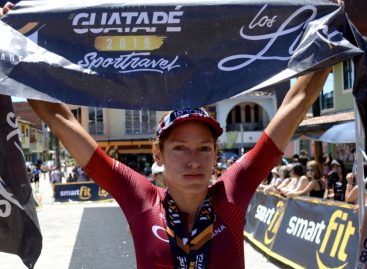 Una antioqueña y un boyacense, los ganadores de la Triatlón en Guatapé