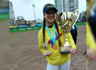 Isabela García fue convocada a la Selección Colombia Sub-17 de Sóftbol