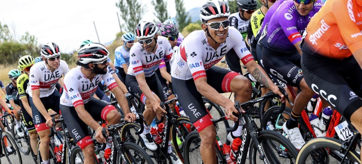 Tres colombianos son retirados de la Vuelta a Burgos por contacto con paciente COVID-19