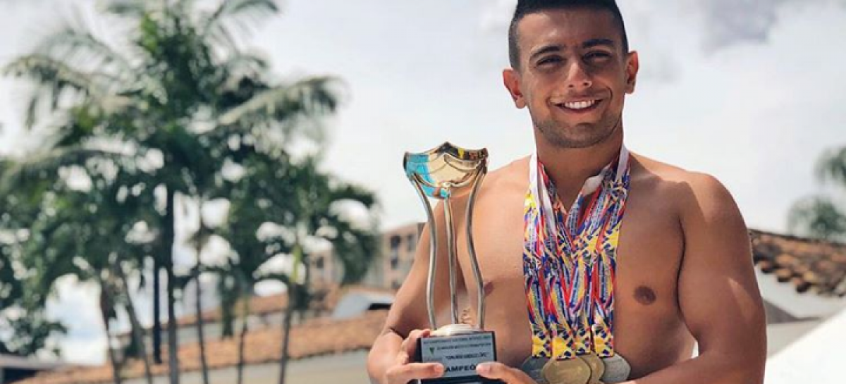 A un campeón sudamericano de natación le quitaron patrocinios por hablar de política