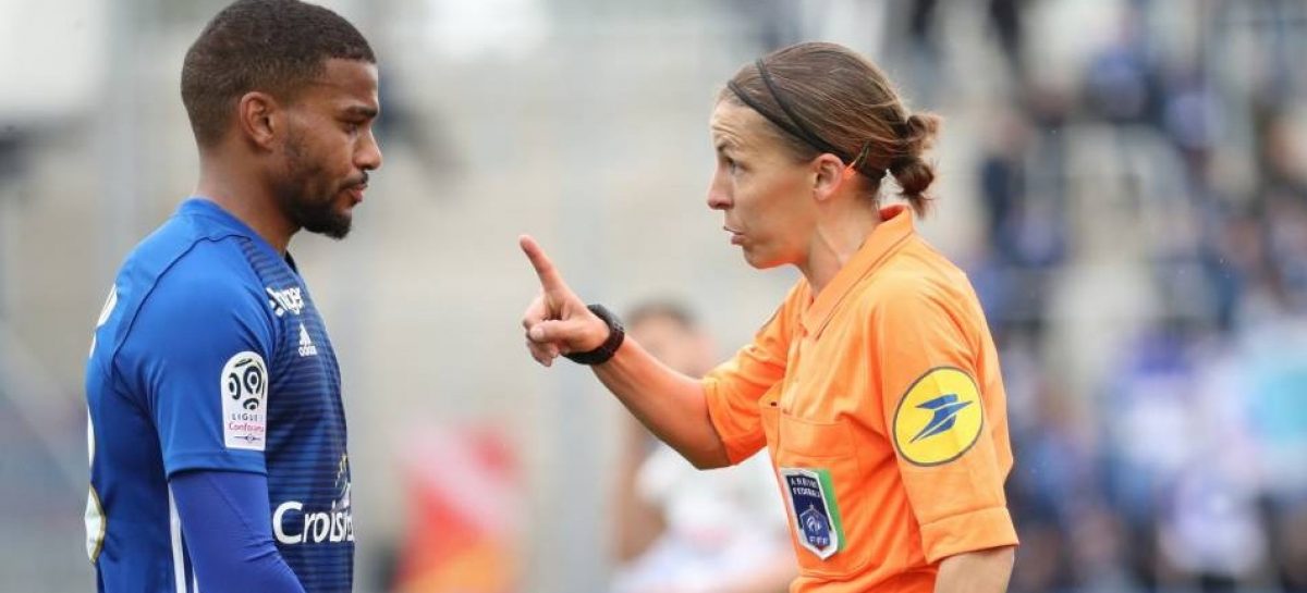 ¡Histórico! Stéphanie Frappart será la primera mujer en pitar un partido de la Champions League