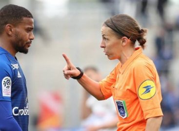 ¡Histórico! Stéphanie Frappart será la primera mujer en pitar un partido de la Champions League