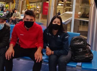 ¡Rumbo a España! La cejeña Paula Patiño viaja a Cabo de Gata para la concentración del Movistar Team