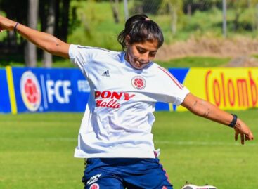 “Tenemos que salir a dar la vida por esta camiseta”: Catalina Usme está lista para enfrentar a EEUU.