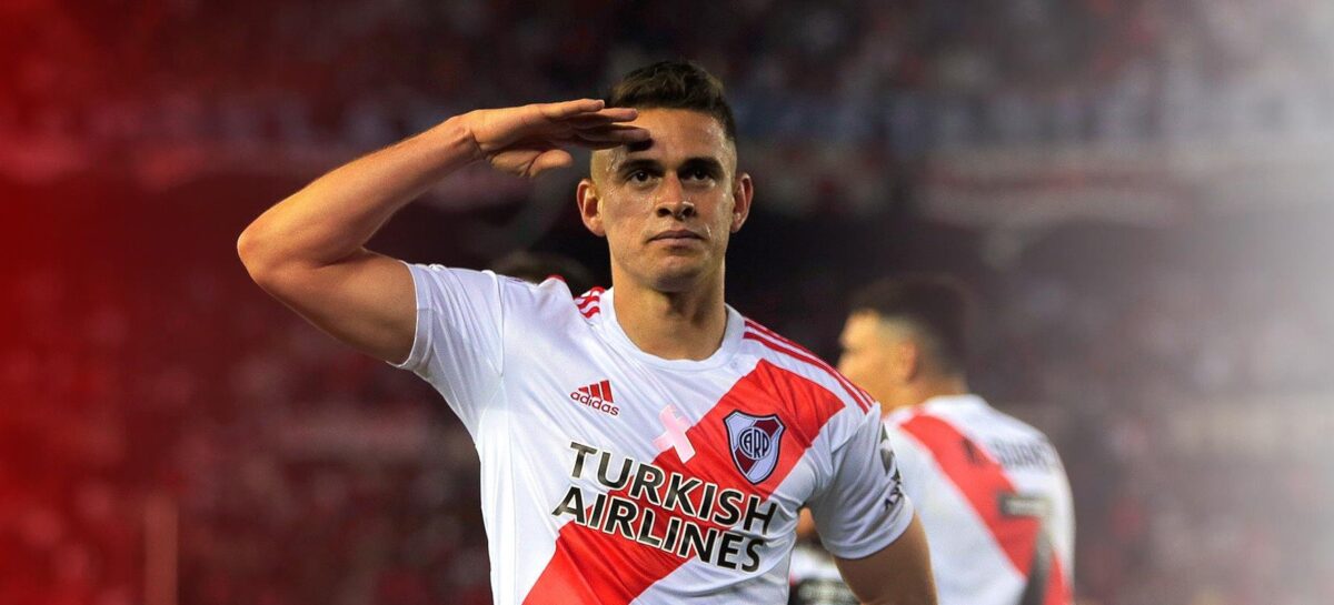 El colombiano Rafael Santos Borré está nominado a mejor jugador de América