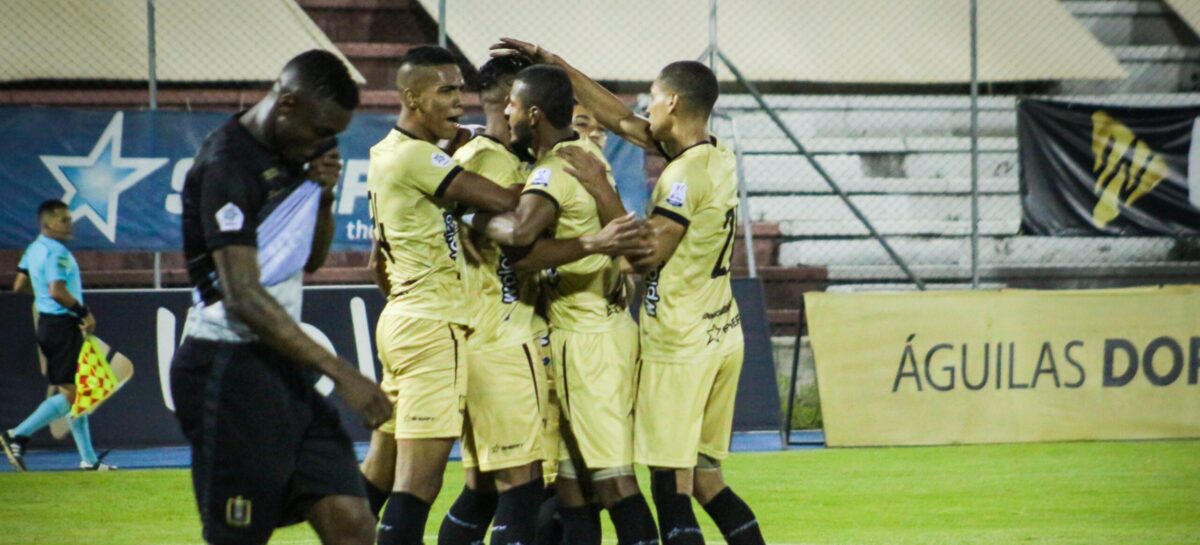 Cuerpo técnico y 14 jugadores de Águilas Doradas dieron positivo por COVID-19