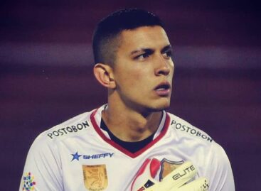 Juan David Valencia, quinto arquero en la historia del FPC que actúa como jugador de campo