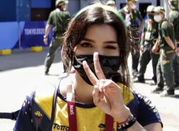 Valentina Acosta ya podrá competir sin tapar sus tatuajes