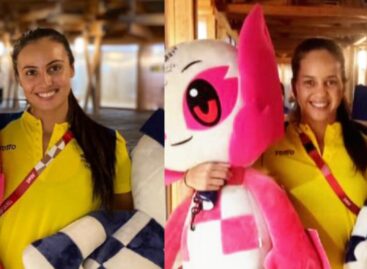 Las nadadoras artísticas Mónica Sarai Arango y Estefanía Álvarez llegaron a Tokio