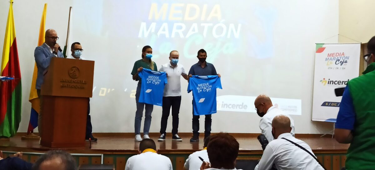 En Indeportes Antioquia se realizó en la lanzamiento de la Media Maratón de La Ceja
