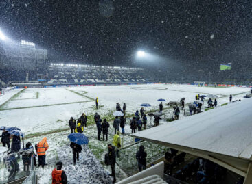 En imágenes: el partido entre Atalanta y Villarreal fue aplazado por nieve