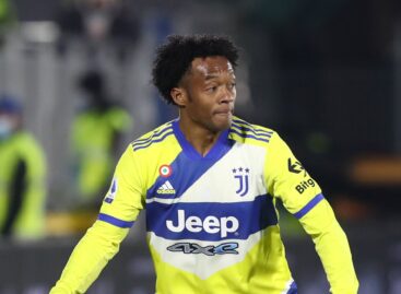 ¡Gol de tiro libre! Juan Guillermo Cuadrado marcó gol con la Juventus en la Copa Italia