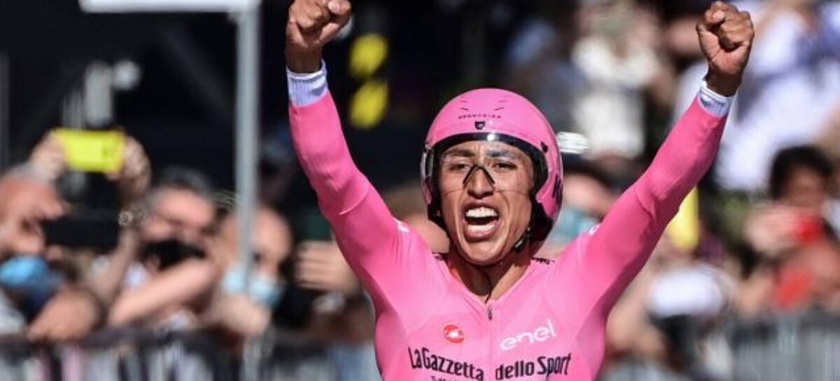Sin complicaciones: Egan Bernal fue operado nuevamente con éxito de la columna