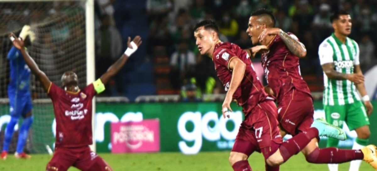 Con un gol de mitad de cancha, Tolima le ganó a Nacional en el Atanasio Girardot