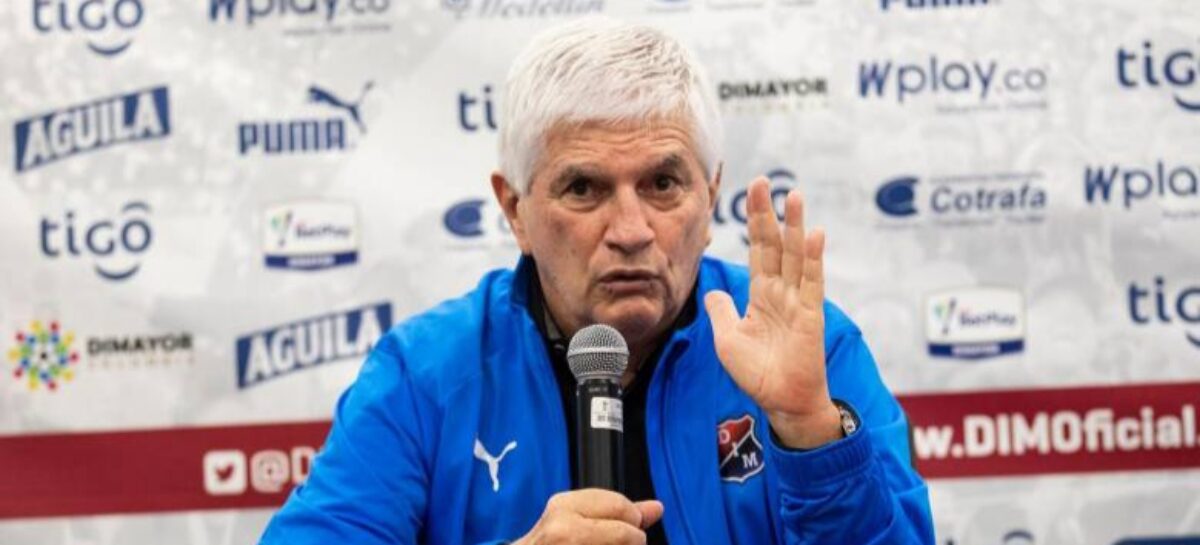 Julio Avelino Comesaña no es más el director técnico del DIM
