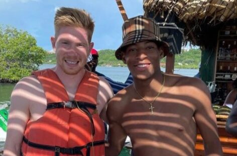Kevin De Bruyne, figura del Manchester City, disfruta de sus vacaciones en Colombia