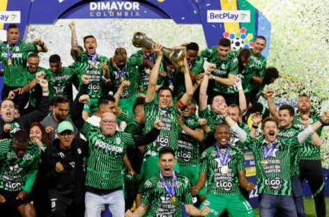 Sueño cumplido para Giovanni Moreno: levantó el trofeo de campeón con Atlético Nacional