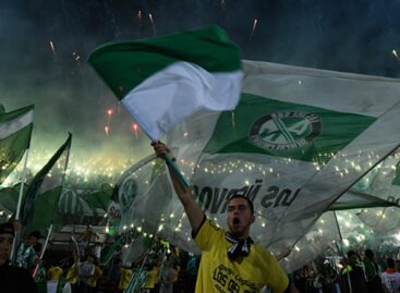 ¡Por el título! Así fue el banderazo de los hinchas de Atlético Nacional en Ibagué