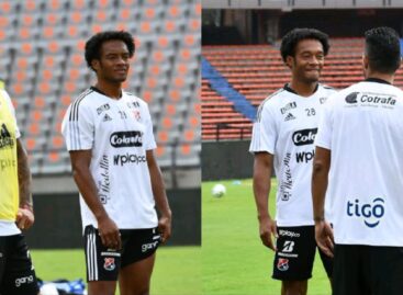 Juan Guillermo Cuadrado estuvo presente en la práctica del DIM en el Atanasio Girardot