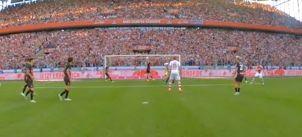 ¡Innovación! Jugadores del Colonia de Alemania disputaron un partido con cámaras incorporadas