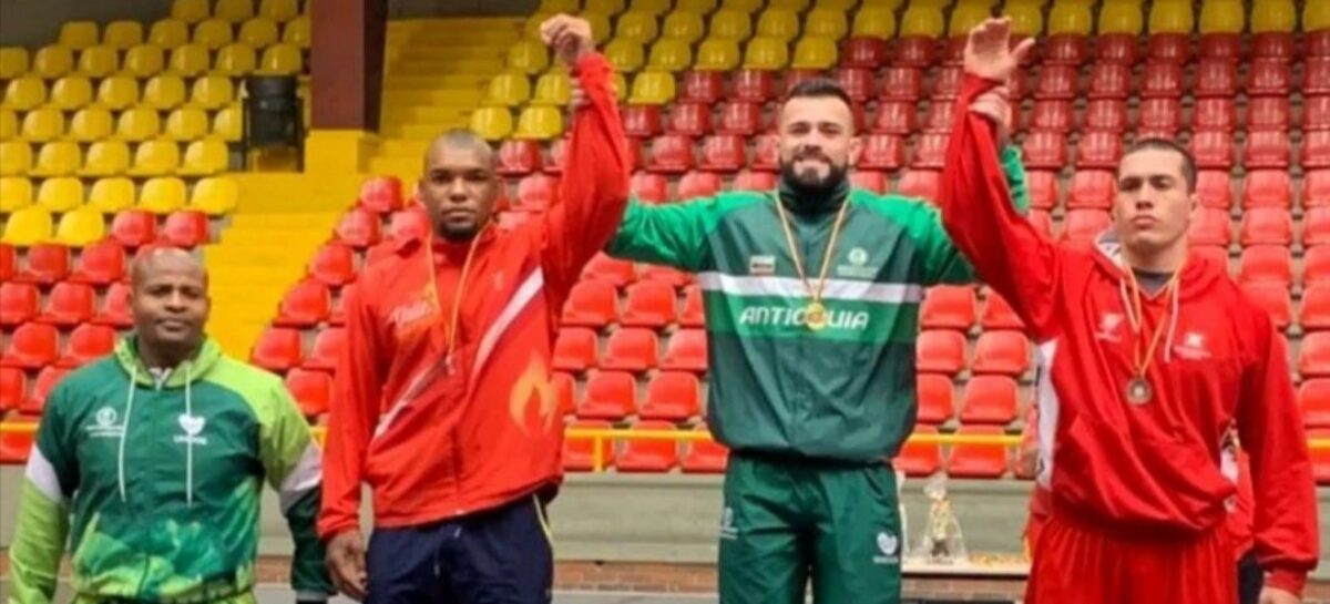 El cejeño Carlos Andrés Muñoz se consagró campeón en la Copa Colombia de Lucha