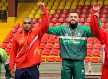 El cejeño Carlos Andrés Muñoz se consagró campeón en la Copa Colombia de Lucha