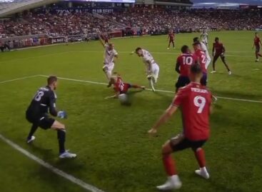 Cristian ‘Chicho’ Arango marcó el mejor gol del fin de semana en la MLS