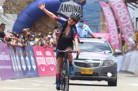 Estefanía Herrera ganó la etapa 5 de la Vuelta a Colombia Femenina