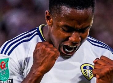 Golazo de Luis Sinisterra con el Leeds en la Premier League