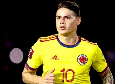“Si quieren a alguien que le ponga pases a Cavani, aquí estoy yo”: James Rodríguez se ofreció al Valencia