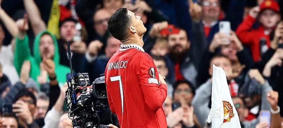818 goles: Cristiano Ronaldo volvió a ser titular con Manchester United