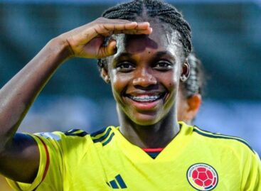 La colombiana Linda Caicedo está entre las 10 finalistas de los Globe Soccer Awards
