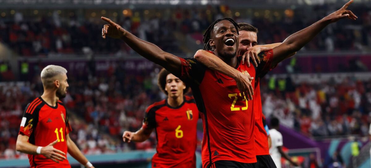 Courtois atajó un penal y Bélgica le ganó a Canadá en su debut en el Mundial