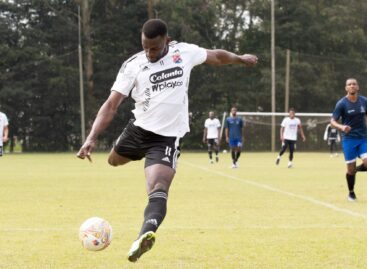 Jackson Martínez marcó dos goles en partido amistoso del DIM en Llanogrande