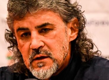 Leonel Álvarez dejó de ser el director técnico de Cienciano de Cusco