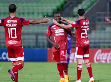 DIM ganó en la Libertadores y quedó líder del Grupo B a falta de una fecha