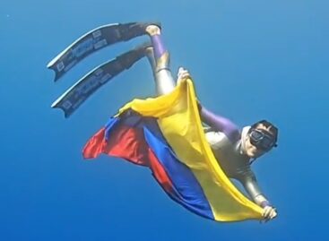 La colombiana Marcela Ávila logró récord nacional en el Mundial de Apnea 2023