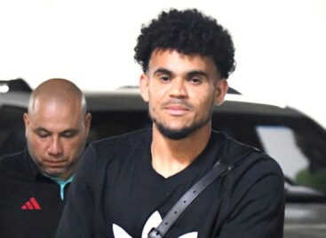 Luis Díaz ya llegó a Barranquilla y se unió a la concentración de la Selección Colombia