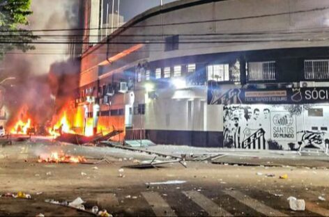 ¡Histórico! Santos de Brasil descendió a la Serie B; sus hinchas protagonizaron disturbios