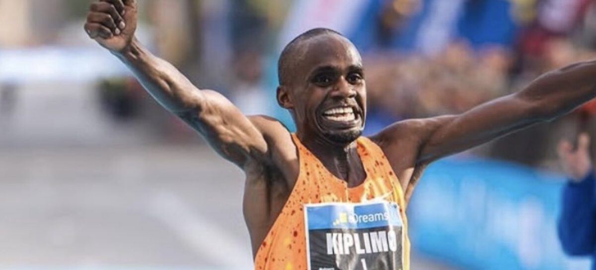 El ugandés Jacob Kiplimo estableció el nuevo récord mundial de Media Maratón
