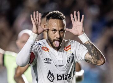 Después de 12 años, Neymar marcó gol con el Santos