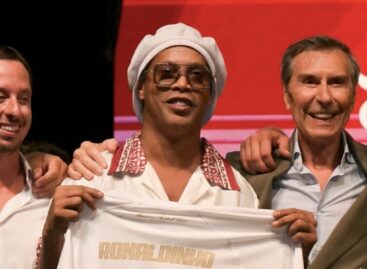 A los 46 años, Ronaldinho volverá al fútbol profesional